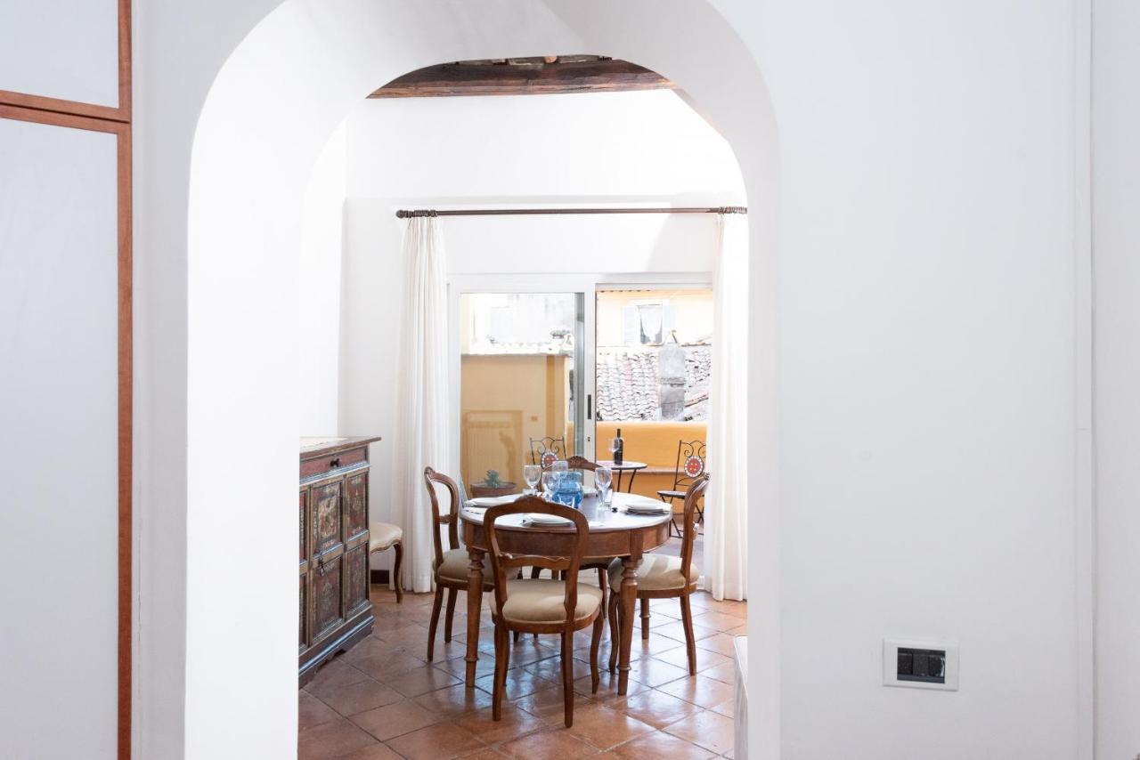 Apartment Stunning Campo De Fiori With Terrace Rome